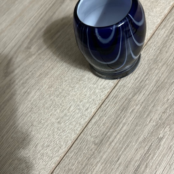 Art Glass 3” H  Tea Light Holder or for Misc. Items (Yr Choice) a Good Cond. - Picture 3 of 6